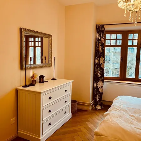 Georgian Guest